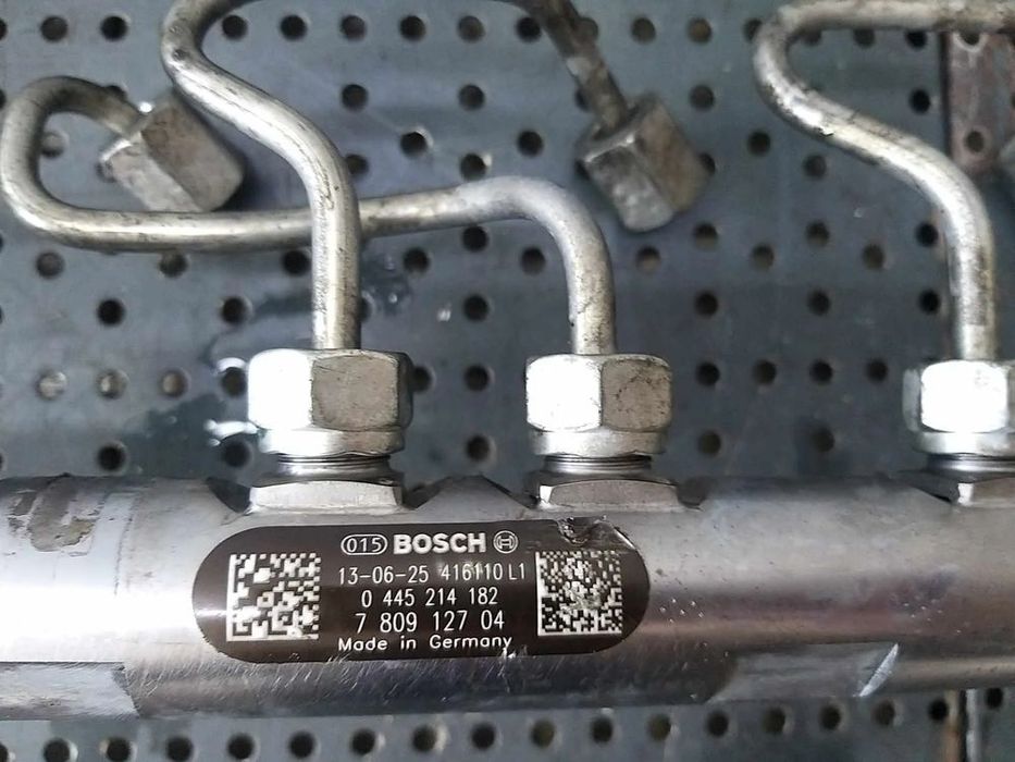 Rampa injectoare 2.0 d bmw seria 3 f30 0445214182 780912704