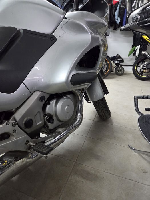 Honda  Deauville 650