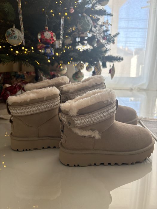 UGG boots / Дамски боти UGG