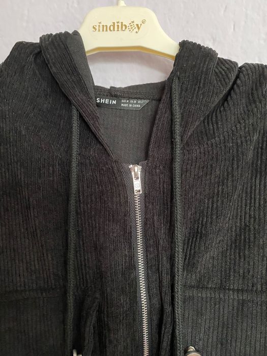 черна дамска жилетка