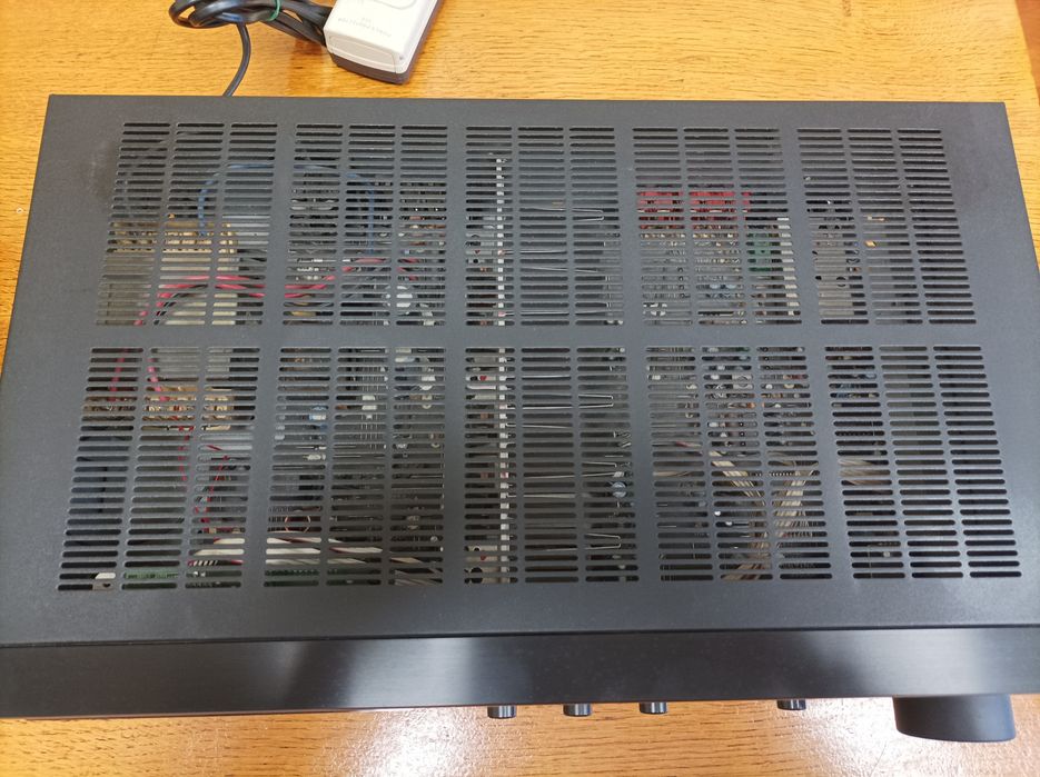 YAMAHA - Resiver, CD player и тонколони