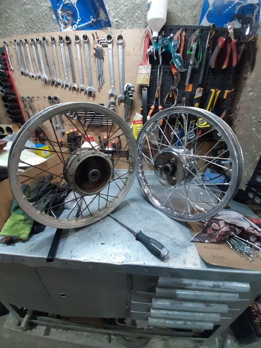 Ремонт и реставрация  на МЗ (MZ) ЕТЗ (ETZ) , симсон (simson) и други.