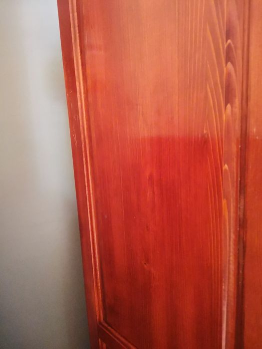 Двукрилен гардероб с надстройка чам