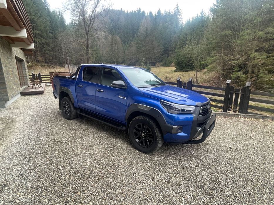 Toyota Hilux Invincibile