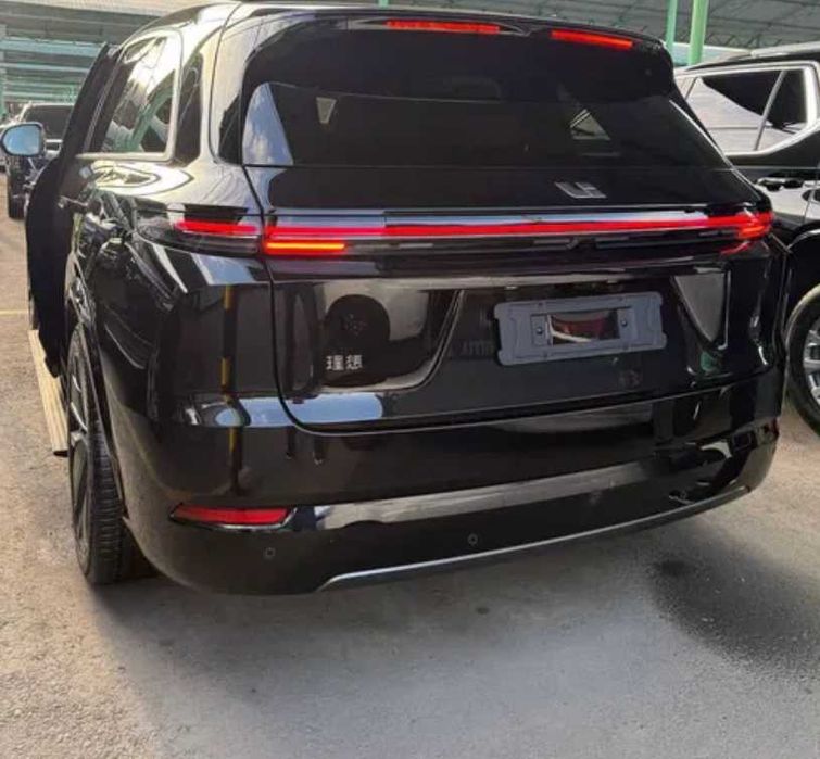 Срочно! L7 Ultra Restyling 2025г Черный/Кофейный! Без пробега!!