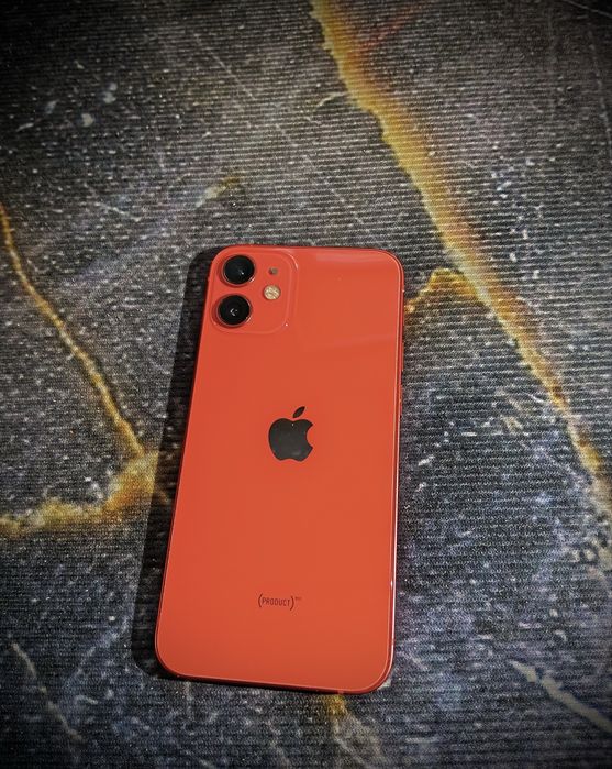 Iphone 12 mini red
