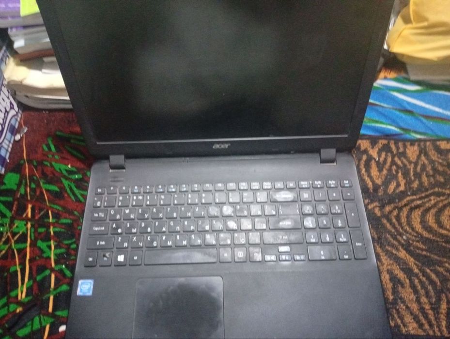 Acer noutbuk sotiladi