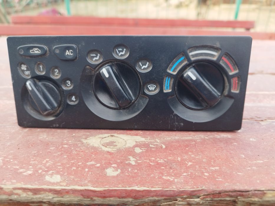 Нексия запчастары сатылады.