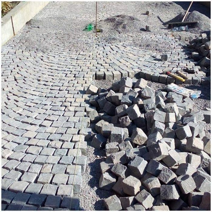 Executam montaj pavaj/dale, bordura,rigole,piatra cubica,reparatii