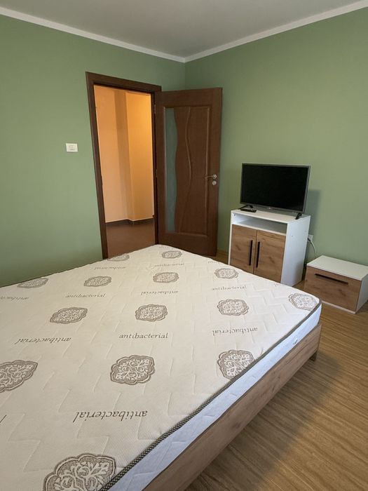 Inchiriez apartament 4 camere zona Supernova Bratianu Constanta