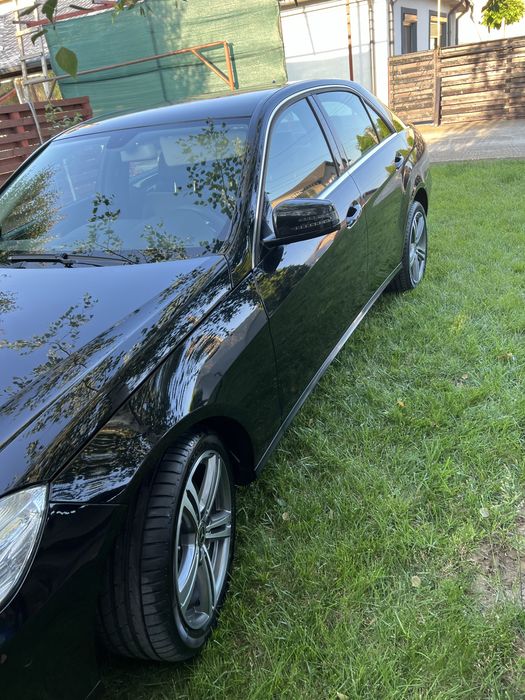 E 220 170 cp automata  ! Schimb cu Golf 7 !