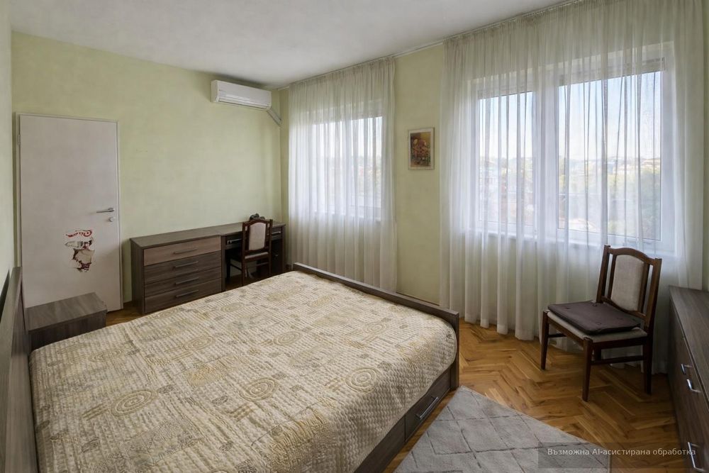 Дава се под наем Тристаен апартамент в Пловдив, Кючук Париж - 86 кв.м за 600 € - Снимка #4
