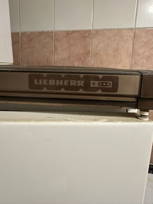 Liebherr фризер с 8 чекмеджета