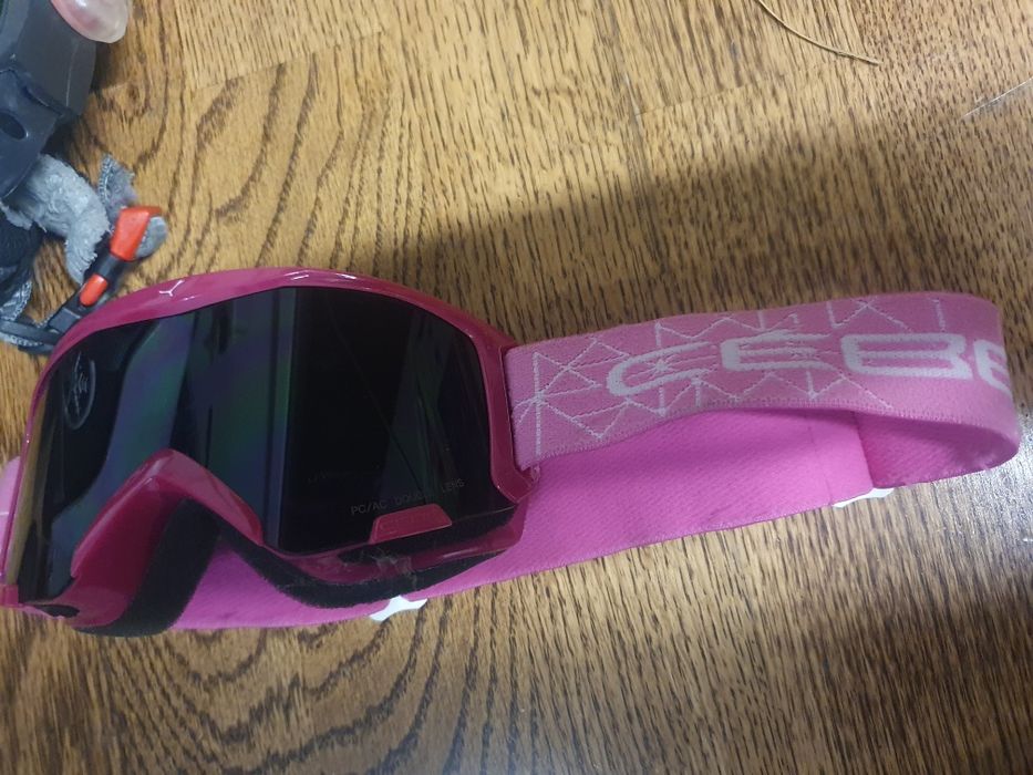 Ski casca, ochelari, protectie