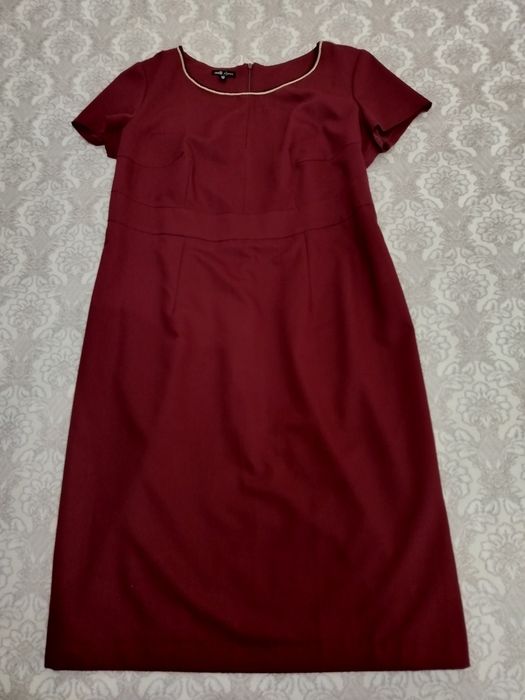 Платья вечерние, нарядные