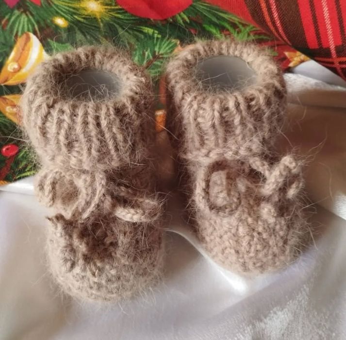 Вязанные вещи малышам