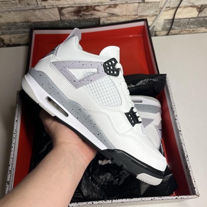 Nike Air Jordan 4