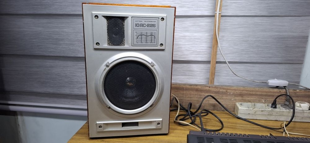 Усилитель Вега с колонками