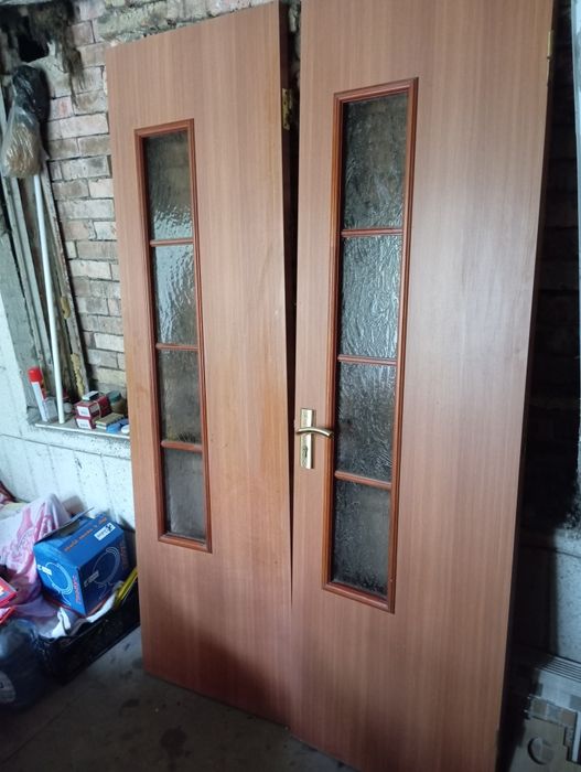 Дверь межкомнатная  двойная  .