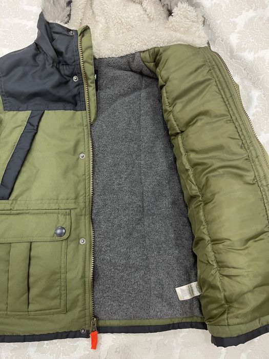 продам куртку на мальчика