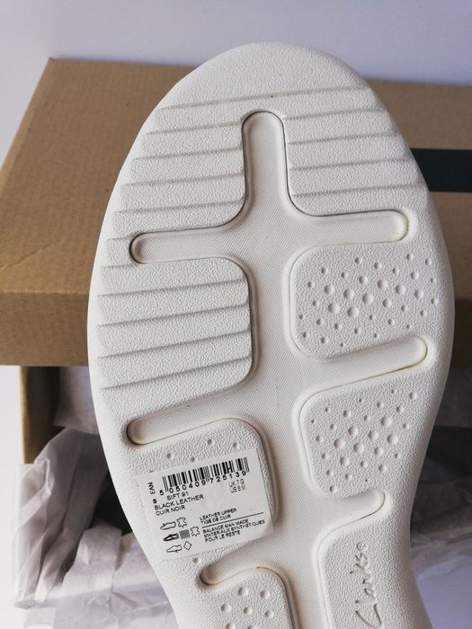 Clark's Sports Shoes / Vans SK8-Hi Reconstructed