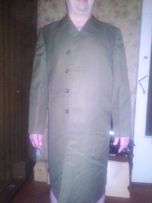 Плащи-пальто военные  с ремнём новые