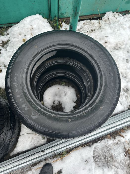 Продам резину 4 баллона