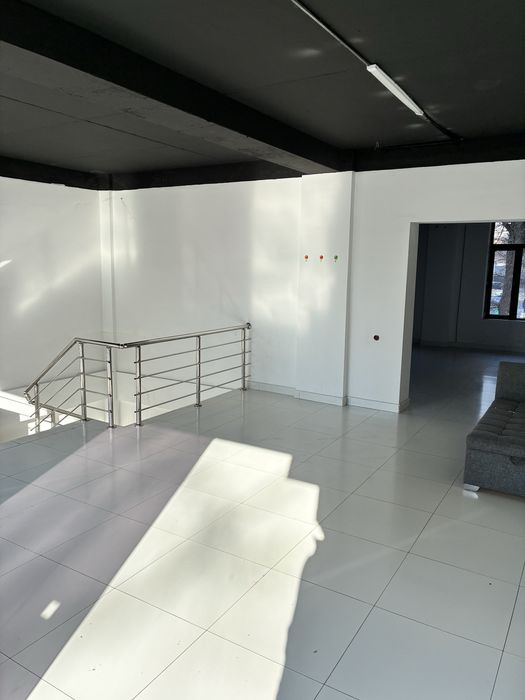 Срочно сдаётся под офис