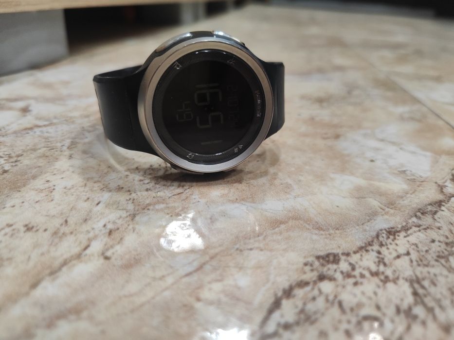 Мъжки часовник  с хронометър за бягане W900 M, черен