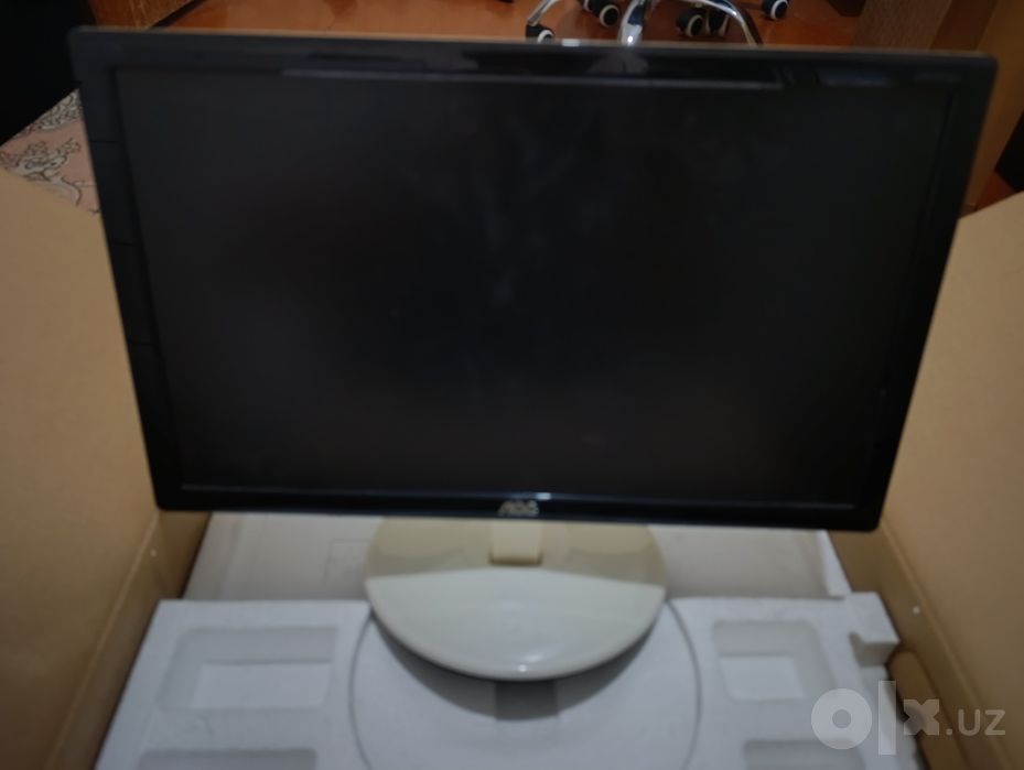 AOC monitor sotiladi