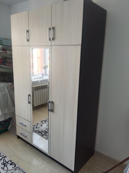 Шифонер 3-х дверный