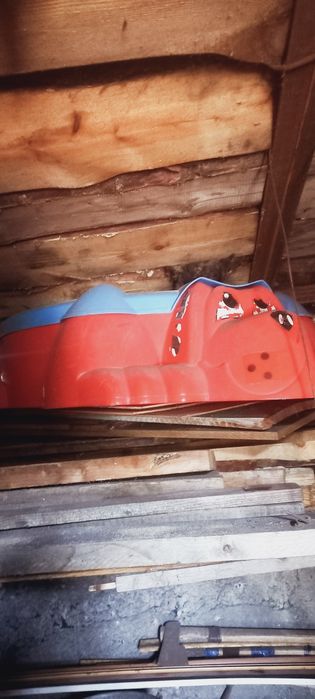 Продам песочницу и горку
