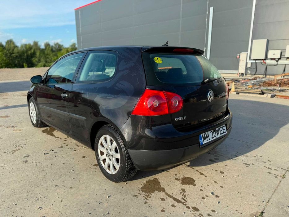 VOLKSWAGEN Golf 2004 — imagine 3