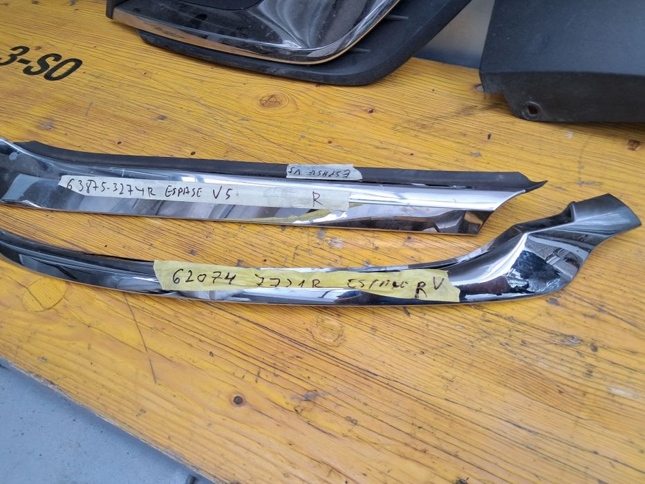 Лайсна решетка халоген Renault Espase V5