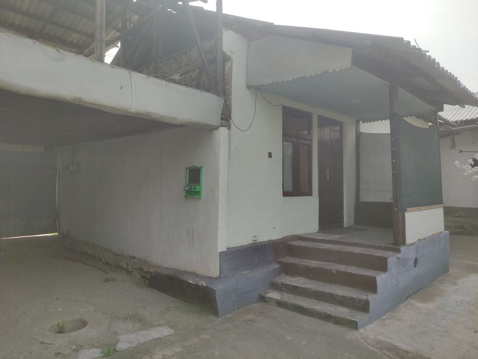 Продаётся дом Кавардан. Юкори Чирчик кавардан кишлок. 10 сотихли уй хо