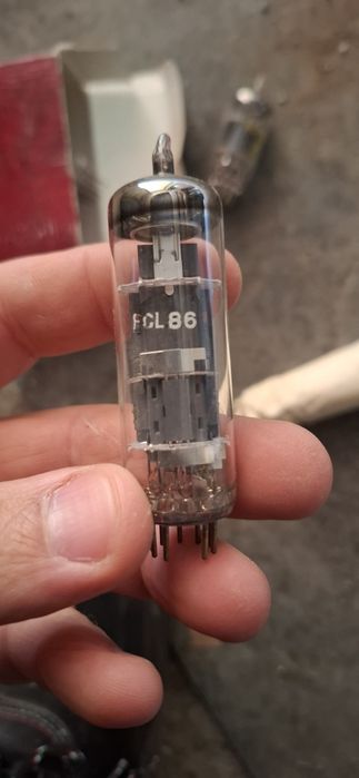 Вакумни радио електронни лампи