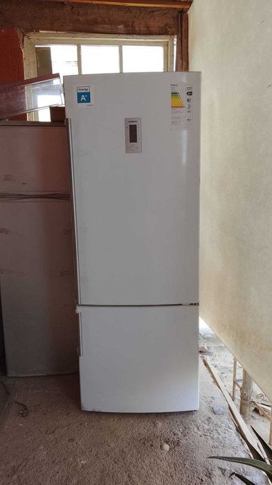 Xolodilnik sotiladi Samsung va Siemens Germanyada ishlab chiqilgan