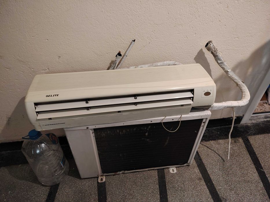 Продавам работещ климатик