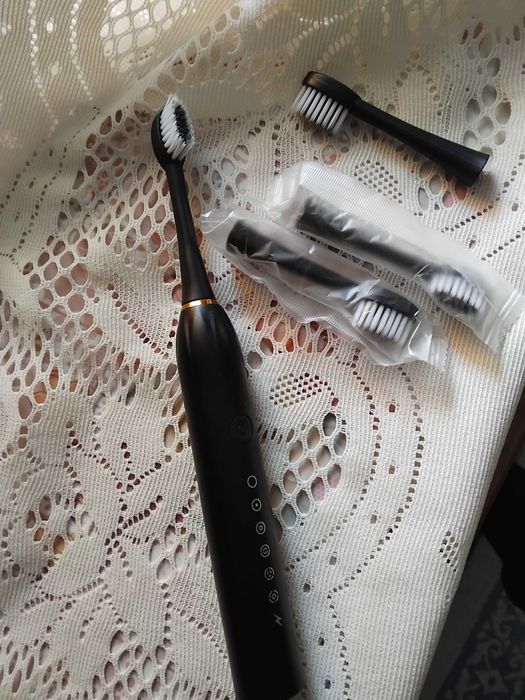 Periuta electrica sonica