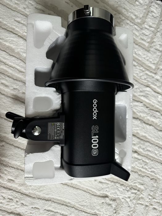 Постоянный свет Godox SL100BI