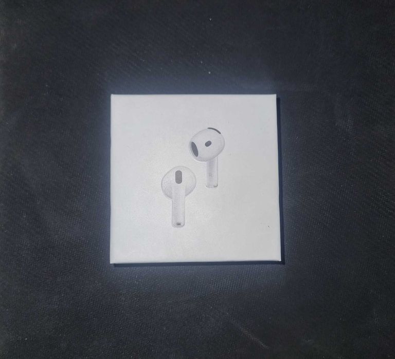Airpods 4 Active Noise Cancelation