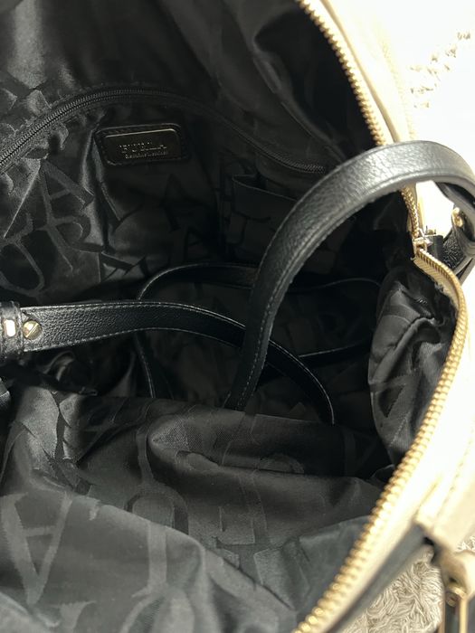 Furla  естествена кожа