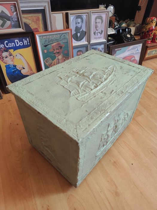 Стара кутия Англия 1930 г.