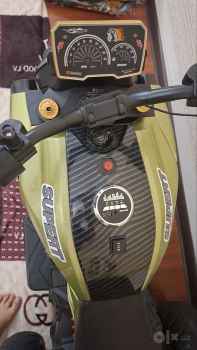 Elektronniy detskiy motosikl