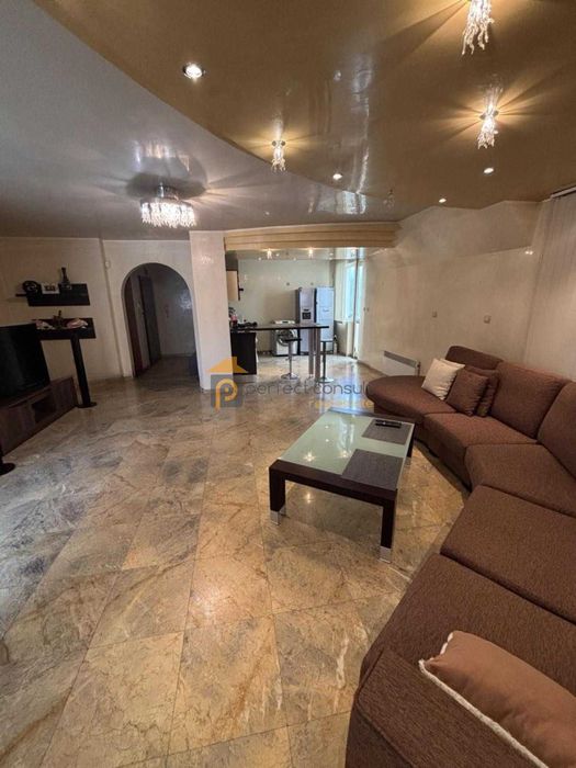 Продава се Мезонет в Пловдив, Каменица 1 - 190 кв.м за 1398 €/кв.м - Снимка #1