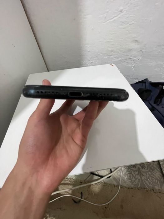 Обмен Iphone XR.