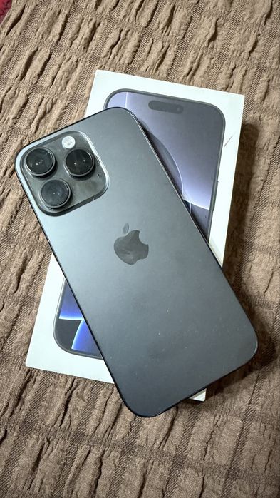Iphone 16 pro в идеальном состоянии