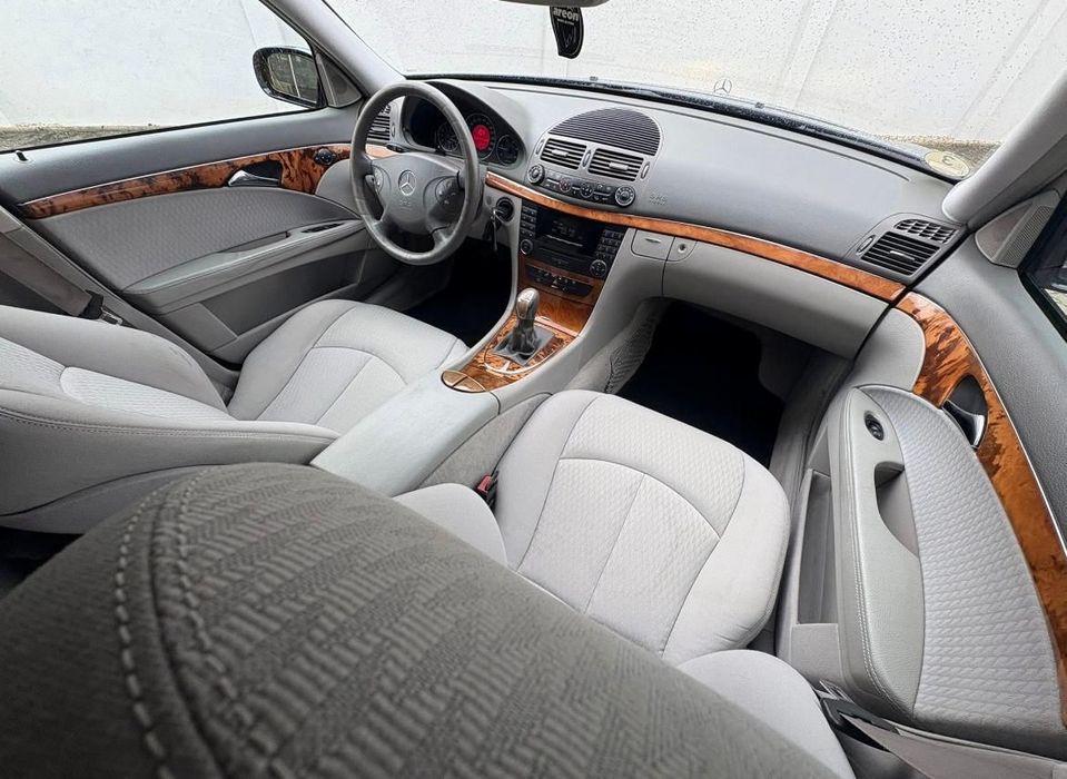 Vând Mercedes w211