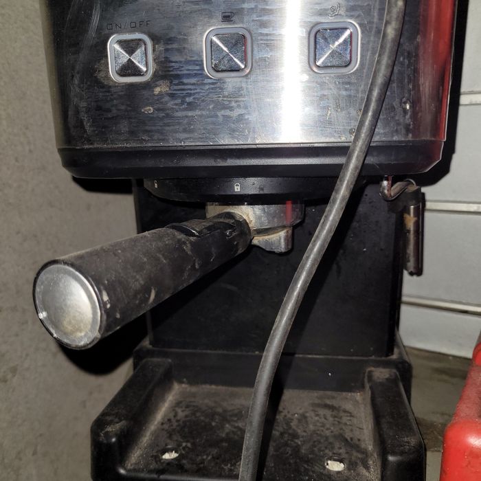 Кафемашини на части.