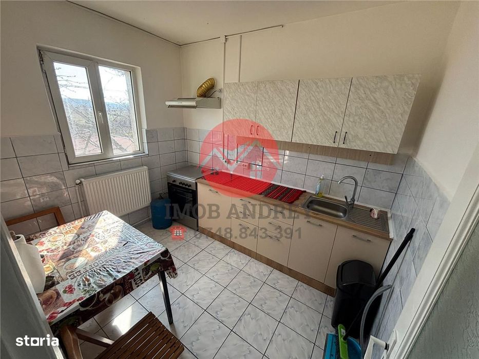 Apartament 3 camere, zona Gelco, ideal pentru muncitori, 8 persoane